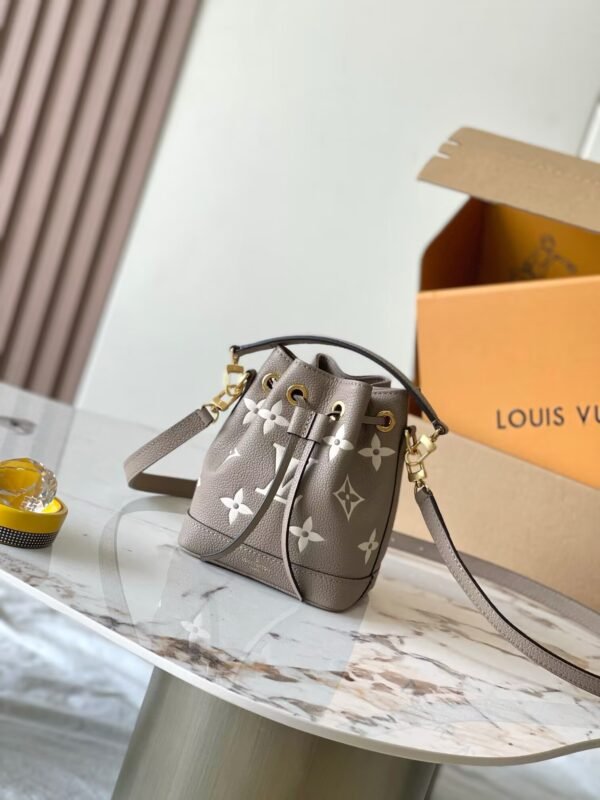 LOUIS VUITTON Nano Noé M81266