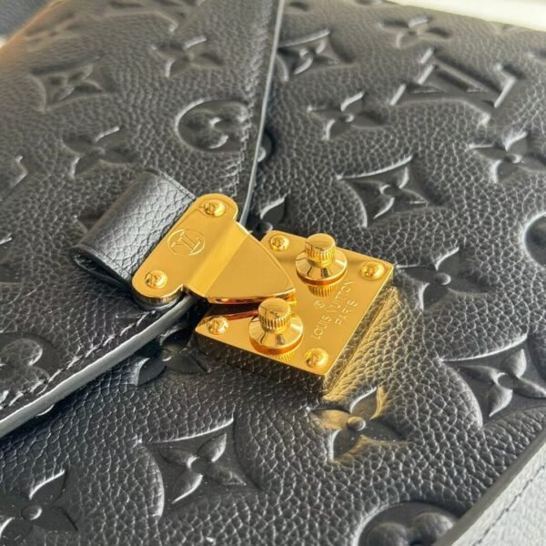 LOUIS VUITTON Pochette Métis M41487