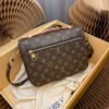 LOUIS VUITTON Pochette Métis M44875