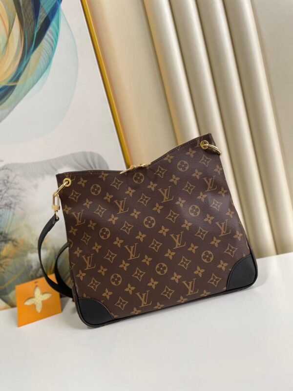 LOUIS VUITTON Odéon MM M45355