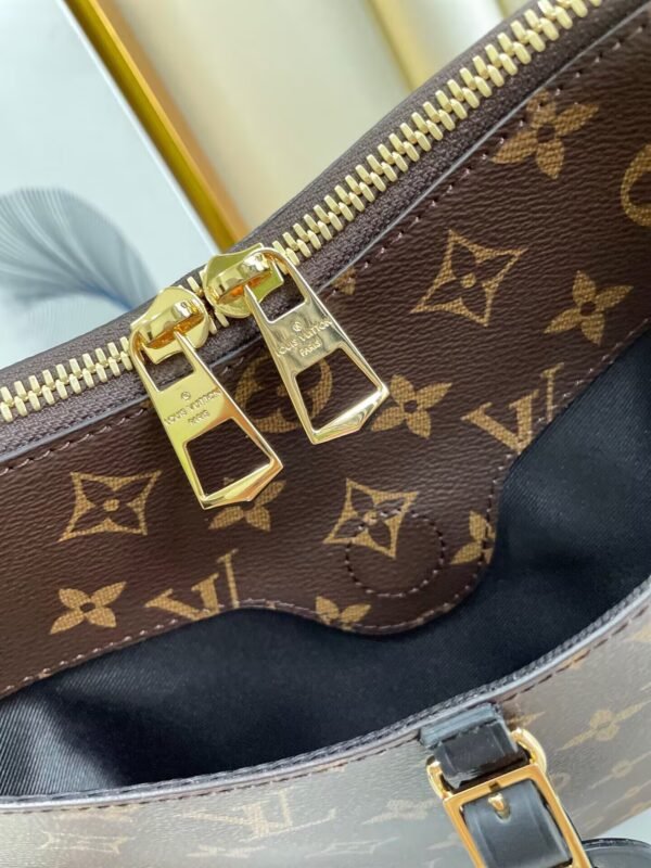 LOUIS VUITTON Odéon MM M45355