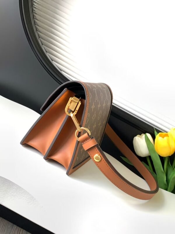 Dauphine Mini M45959