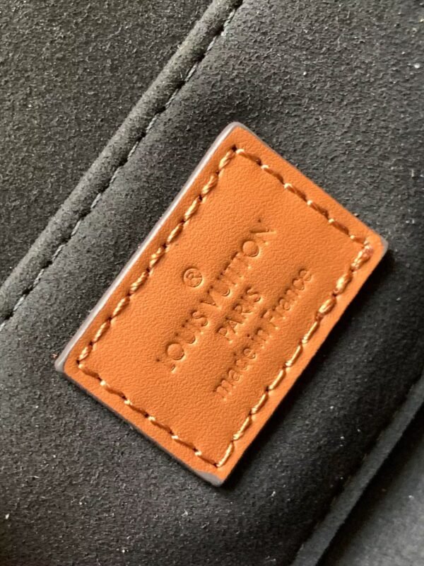 Dauphine Mini M45959