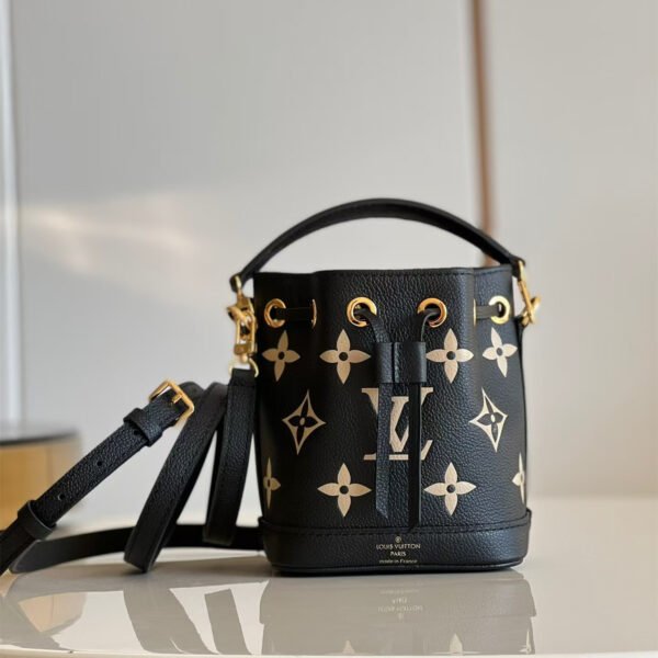 LOUIS VUITTON Nano Noé black M46291