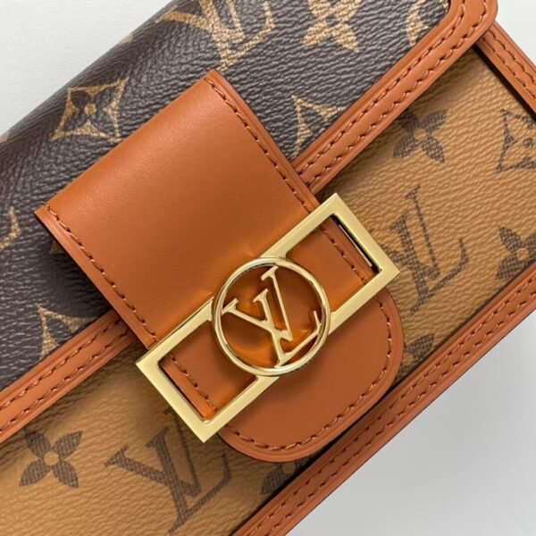 Dauphine Chain Wallet M68746