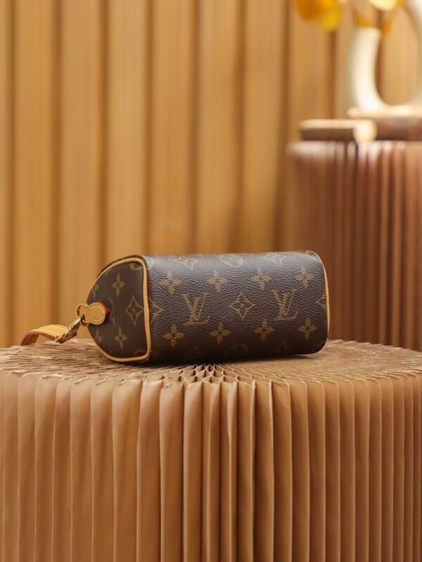 LOUIS VUITTON Speedy Nano M81085