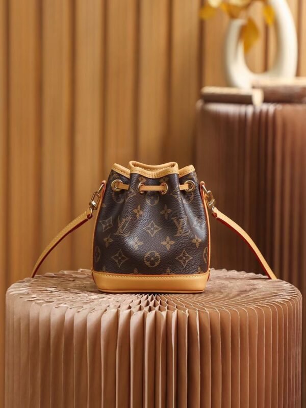 LOUIS VUITTON Nano Noé M81266