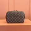 LOUIS VUITTON NéoNoé MM M44020