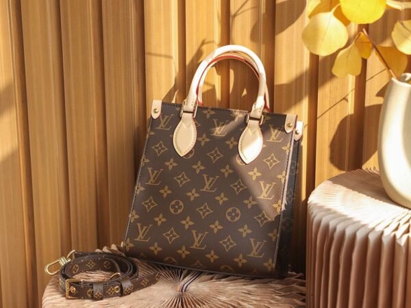 LOUIS VUITTON SAC PLAT BB M45847