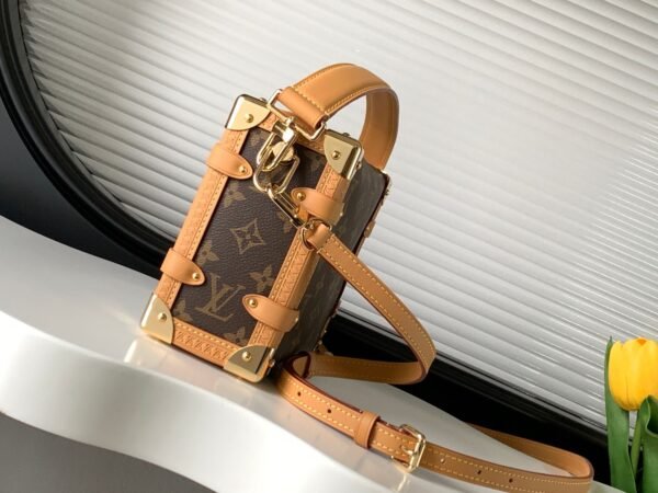 LOUIS VUITTON Side Trunk M46358/M46815