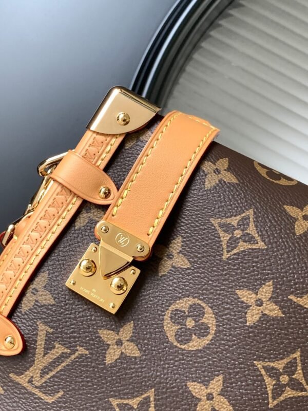 LOUIS VUITTON Side Trunk M46358/M46815
