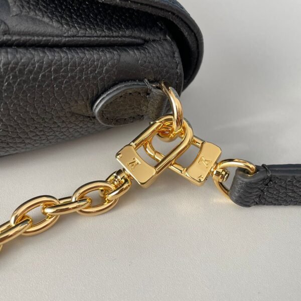 LOUIS VUITTON Wallet On Chain Ivy M82154