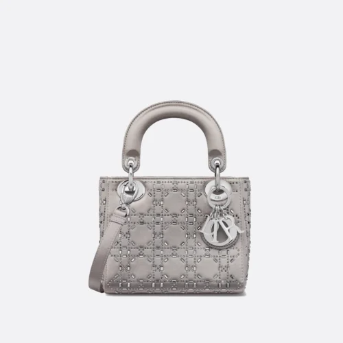 do (1) DIOR Lady Mini Bag