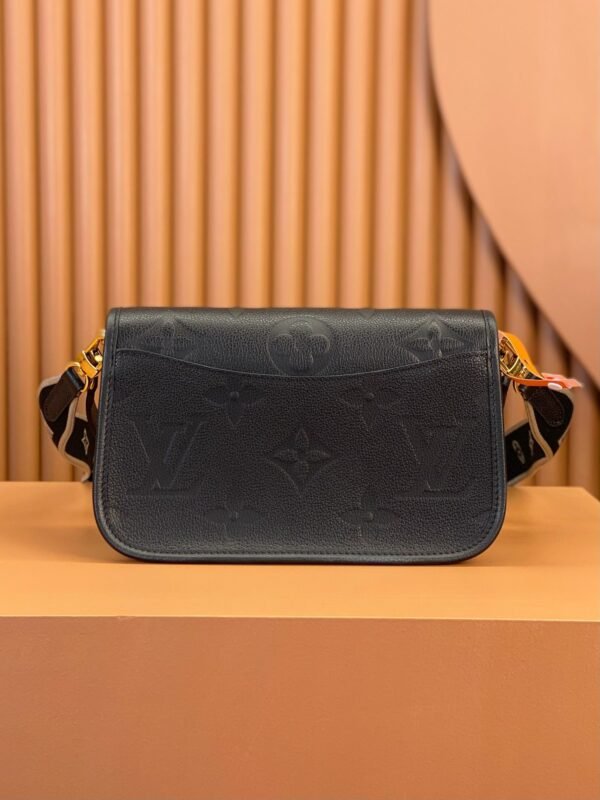 A Louis Vuitton Diane satchel M46386