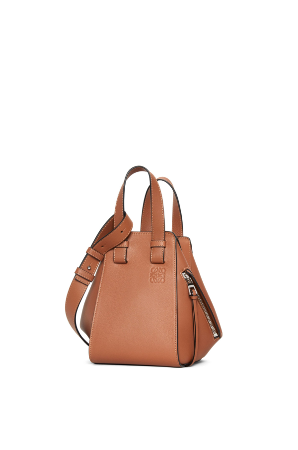 LOEWE Hammock bag in classic calfskin