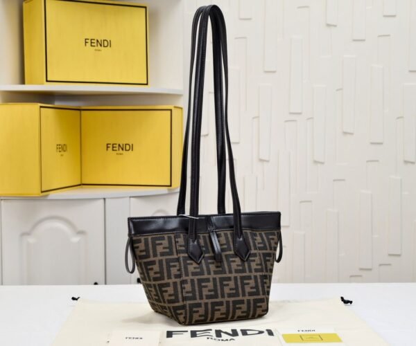 FENDI Origami Handbags