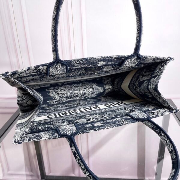Medium Dior Tote Bag Jouy print embroidery