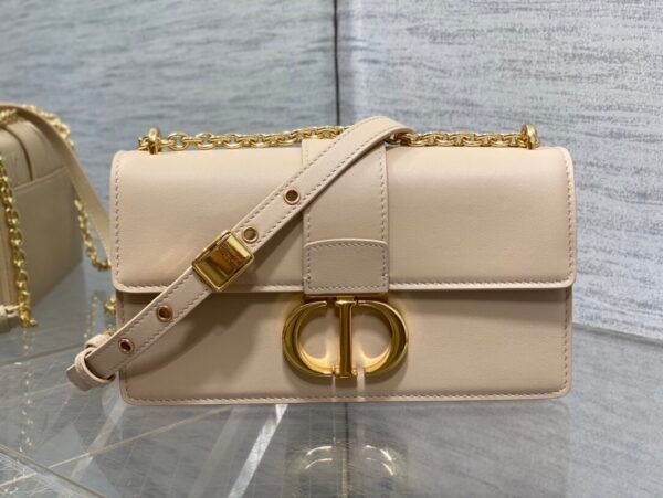 DIOR 30 Montaigne East-West Bag with Chain Apricot color