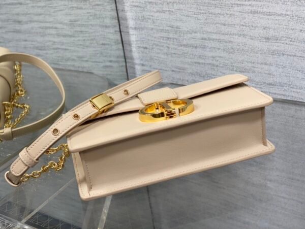 DIOR 30 Montaigne East-West Bag with Chain Apricot color