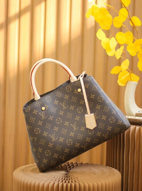 LOUIS VUITTON Montaign MM M41056
