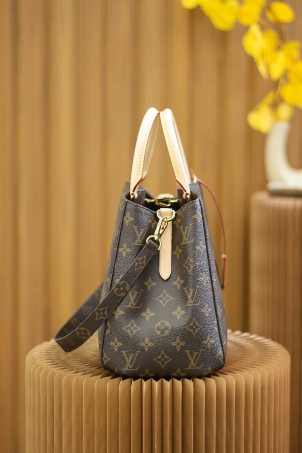 LOUIS VUITTON Montaign MM M41056