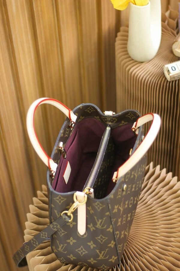 LOUIS VUITTON Montaingn BB M41055