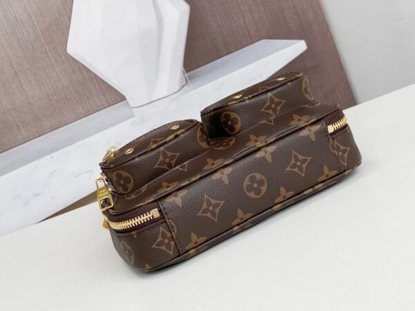 LV Utility Crossbody M80446