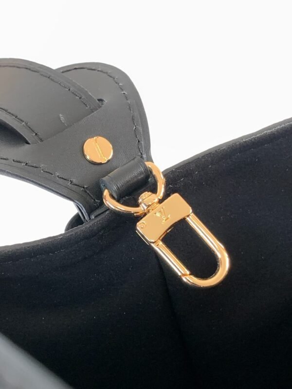 LOUIS VUITTON All In GM M13044