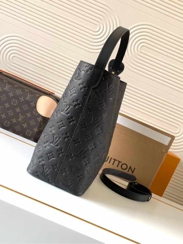LOUIS VUITTON All In GM M13044