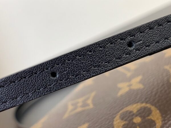 Slim Trunk M13147