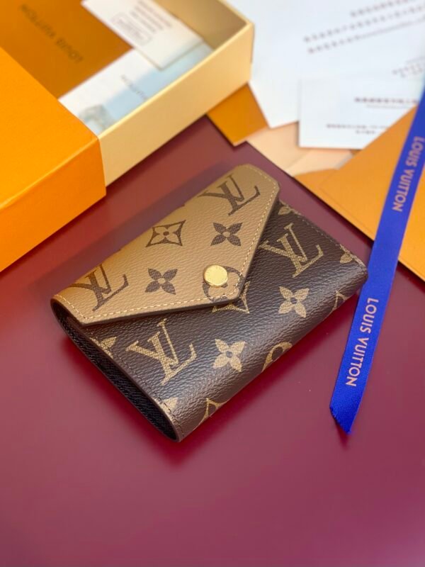 Victorine Wallet M81557