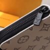 Zippy Vertical Wallet M83381