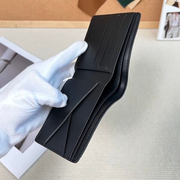 LOUIS VUITTON Multiple Wallets N63124