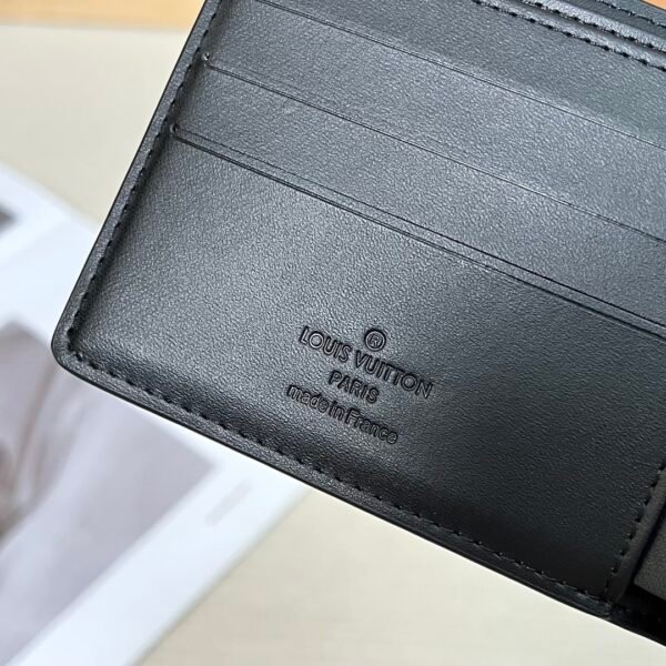 LOUIS VUITTON Multiple Wallets N63124