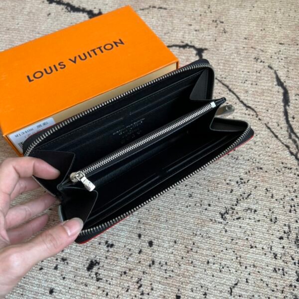 LV x TM Clémence Wallet M13408