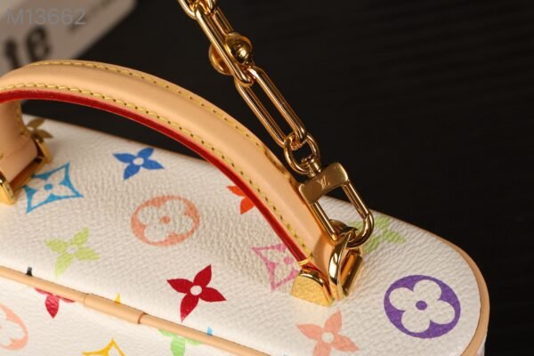 M13662 LV x TM Vanity Chain Pouch