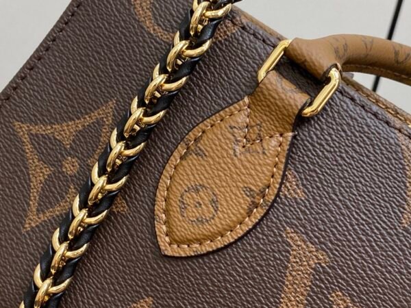 M14236 OnTheGo East West Chain