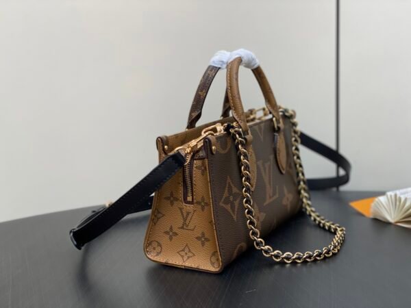 M14236 OnTheGo East West Chain