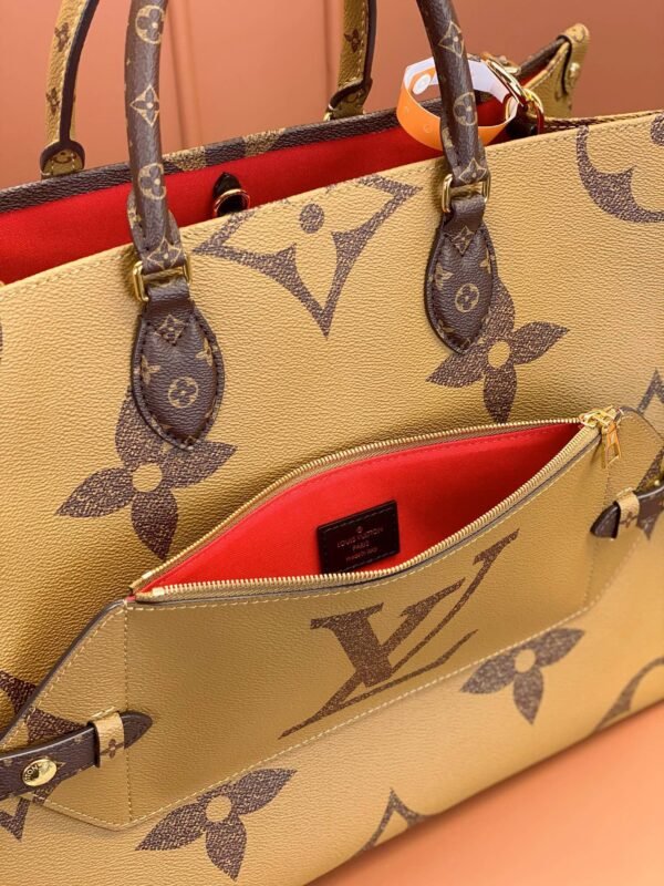 M46823 OnTheGo Voyage