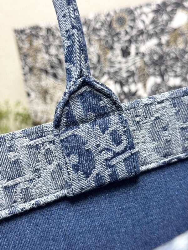 Large Dior Book Tote Denim blue