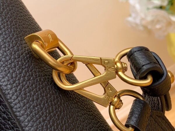 LV Soft Twist M24639