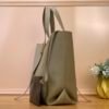 LV Low Key Cabas MM M25343
