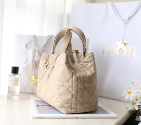 Medium Dior Toujours Bag Desert Taupe