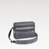LV OUTDOOR Messenger Bag M30830