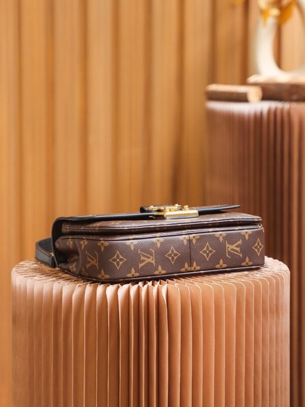 Louis Vuitton Marceau M46126