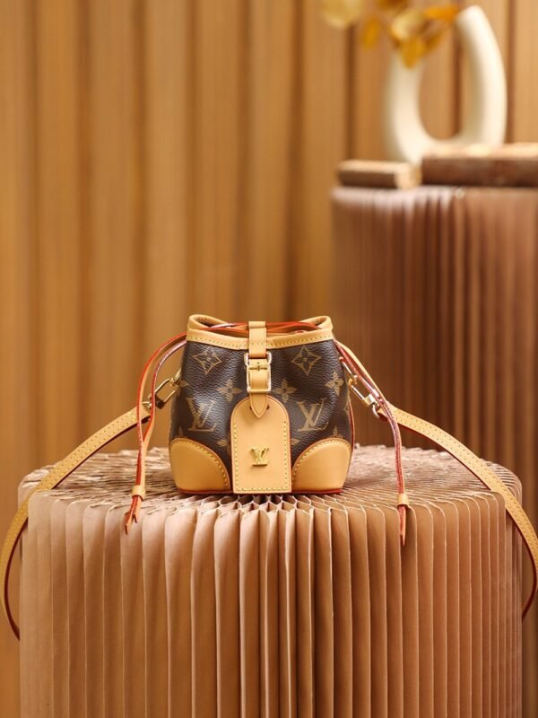 Louis Vuitton NOÉ PURSE M57099