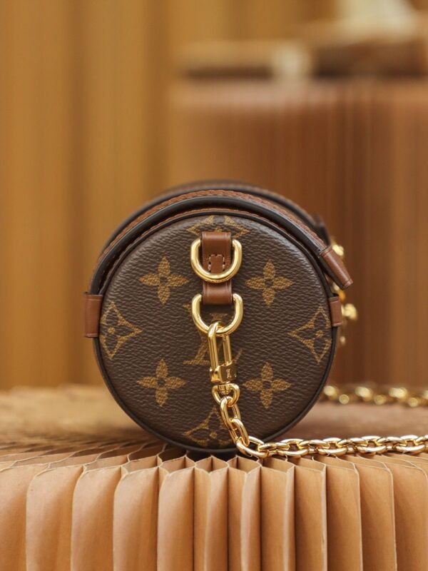 Louis Vuitton Papillon Trunk M57835