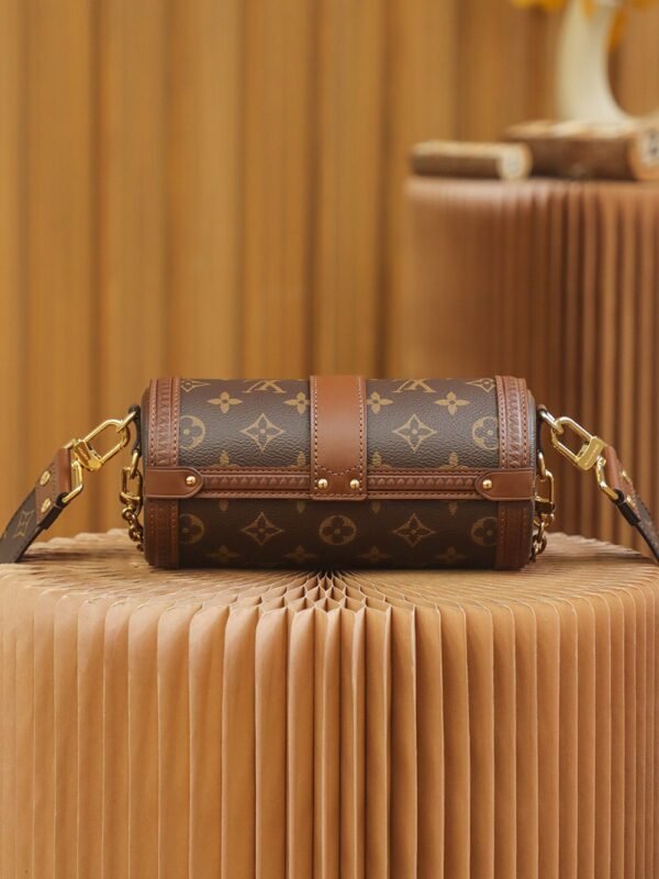 Louis Vuitton Papillon Trunk M57835