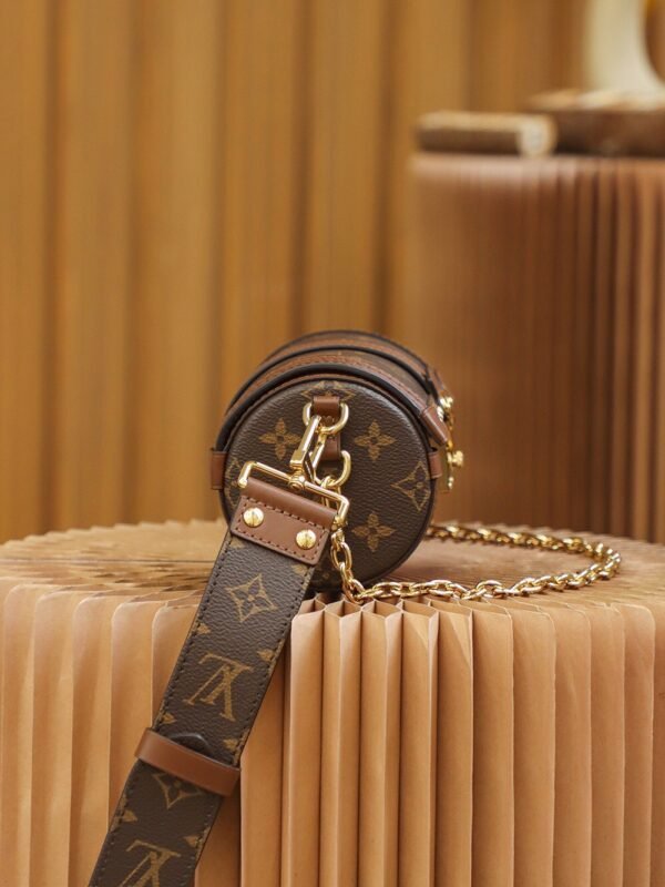 Louis Vuitton Papillon Trunk M57835