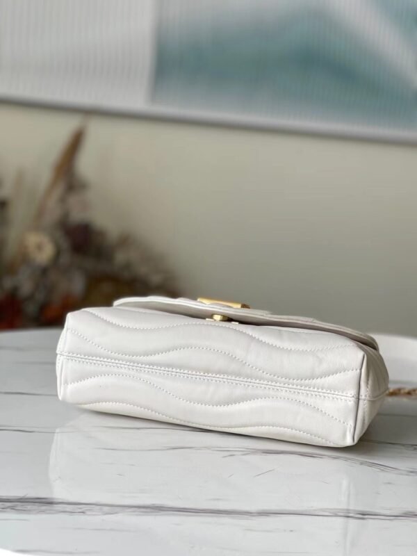 Louis Vuitton New Wave MM Chain Bag M58549